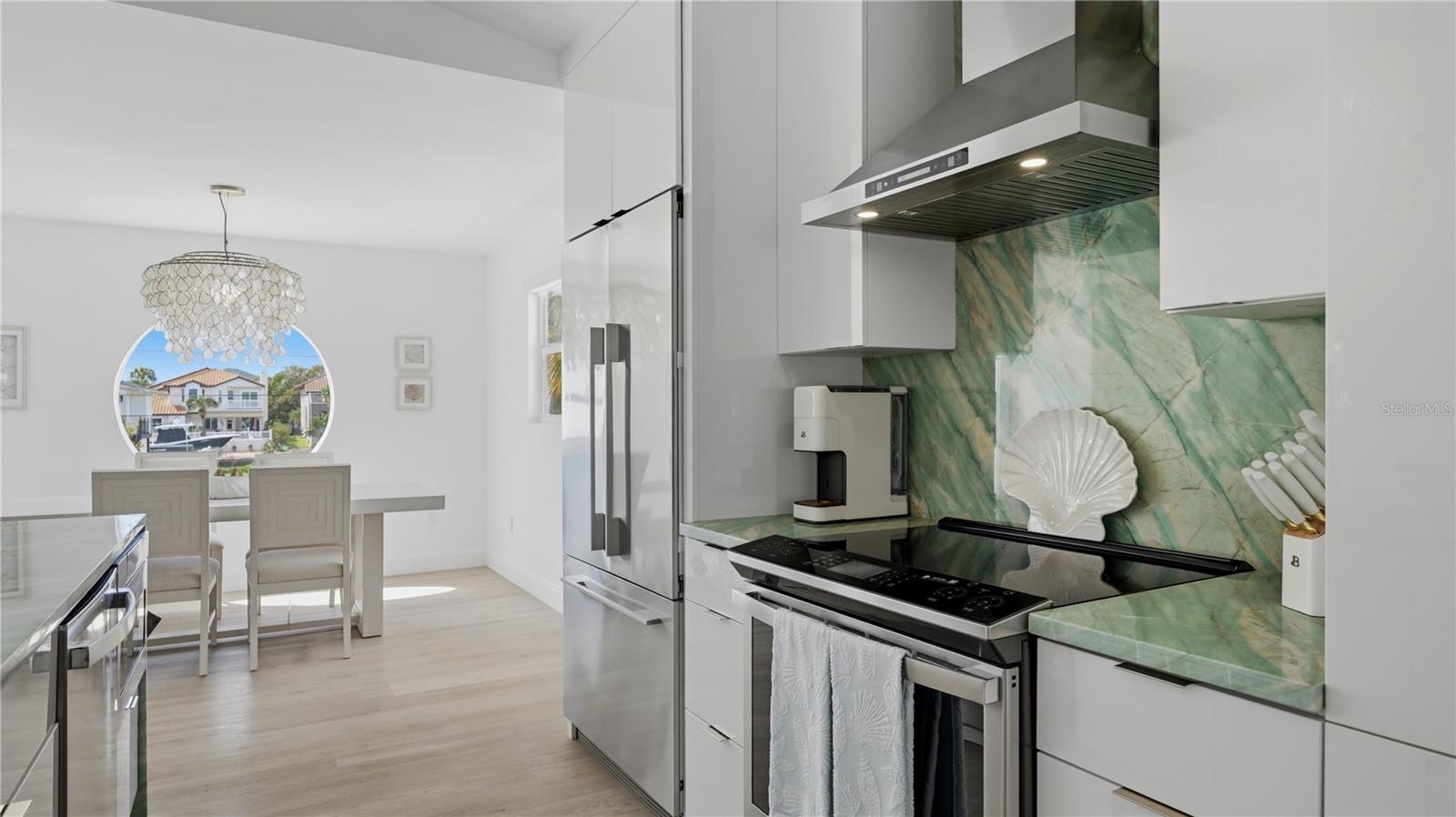 SIESTA BEACH - Residential