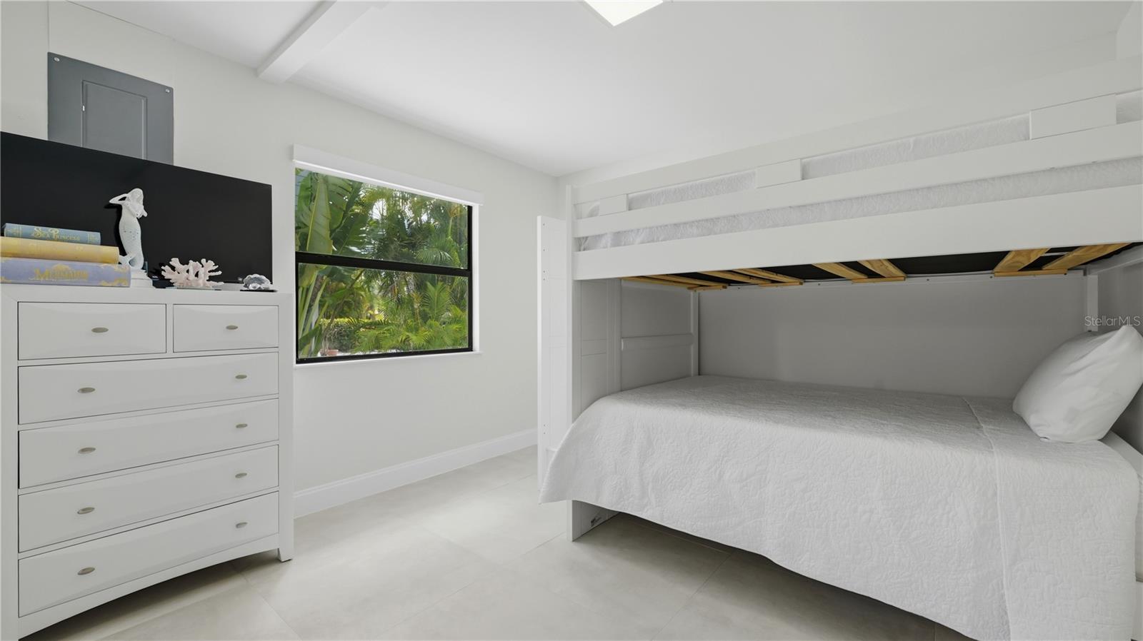 SIESTA BEACH - Residential