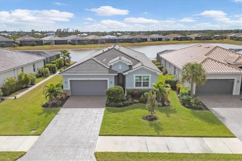 A home in PORT CHARLOTTE