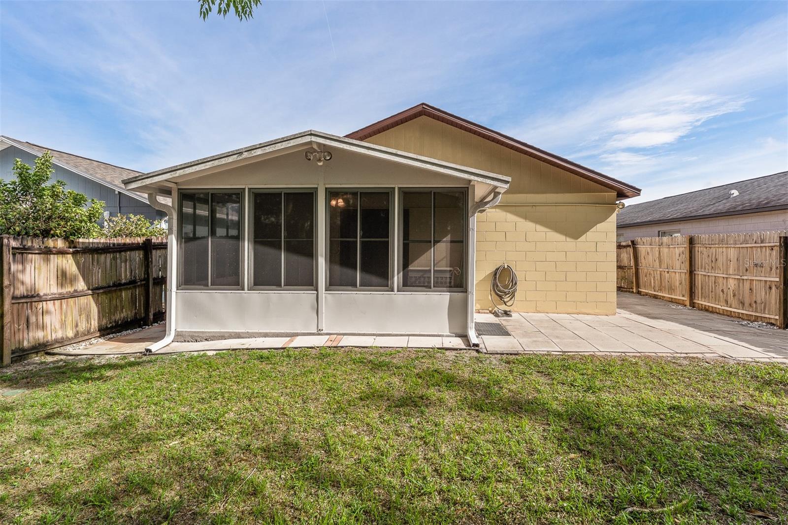 PALM POINT - Residential