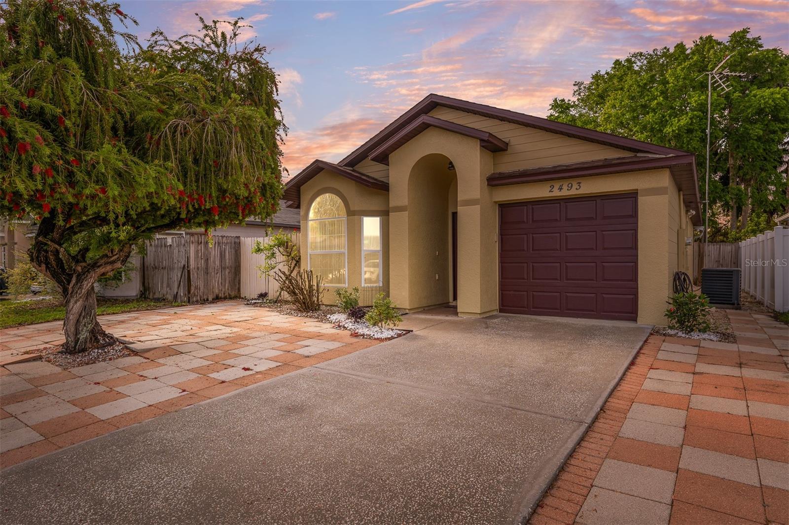 PALM POINT - Residential