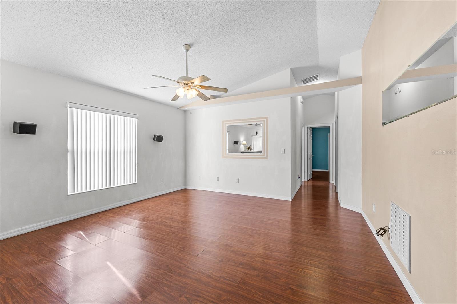 PALM POINT - Residential