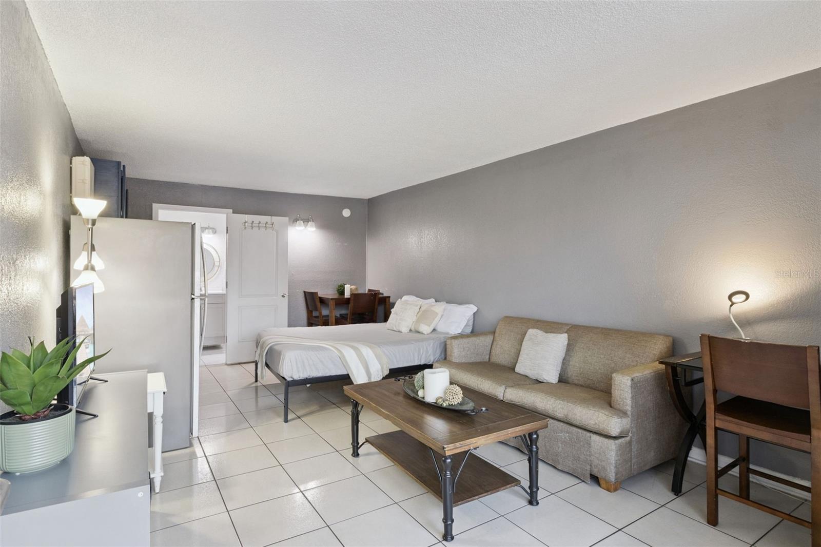 43420 HIGHWAY 27 464