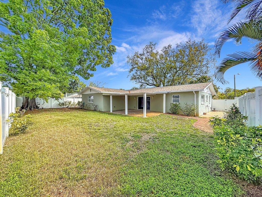 TOUSSIE TERRACE 1ST ADD - Residential