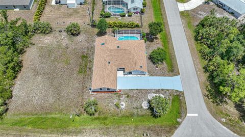 A home in PORT CHARLOTTE