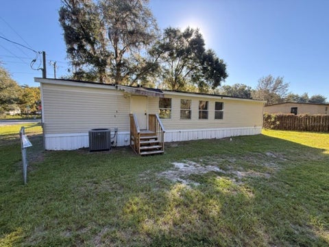 Tiny photo for 16510 NE 30th Court, Citra, FL 32113 (MLS # OM734590)