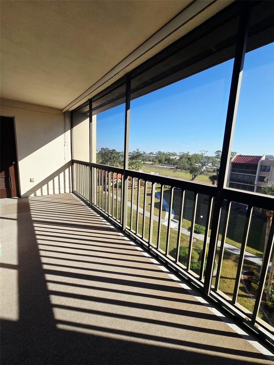 PROMENADES WEST - Residential