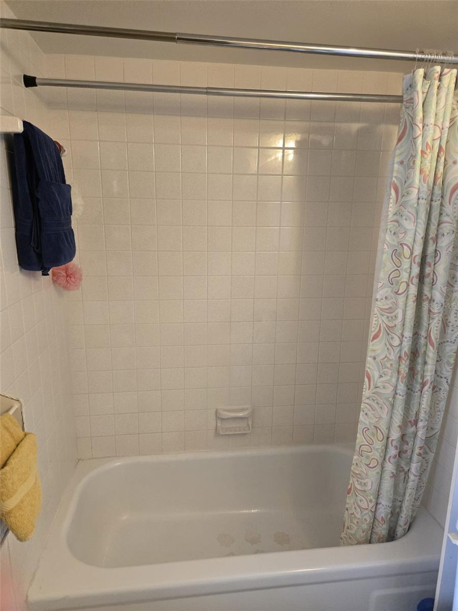 PROMENADES WEST - Residential