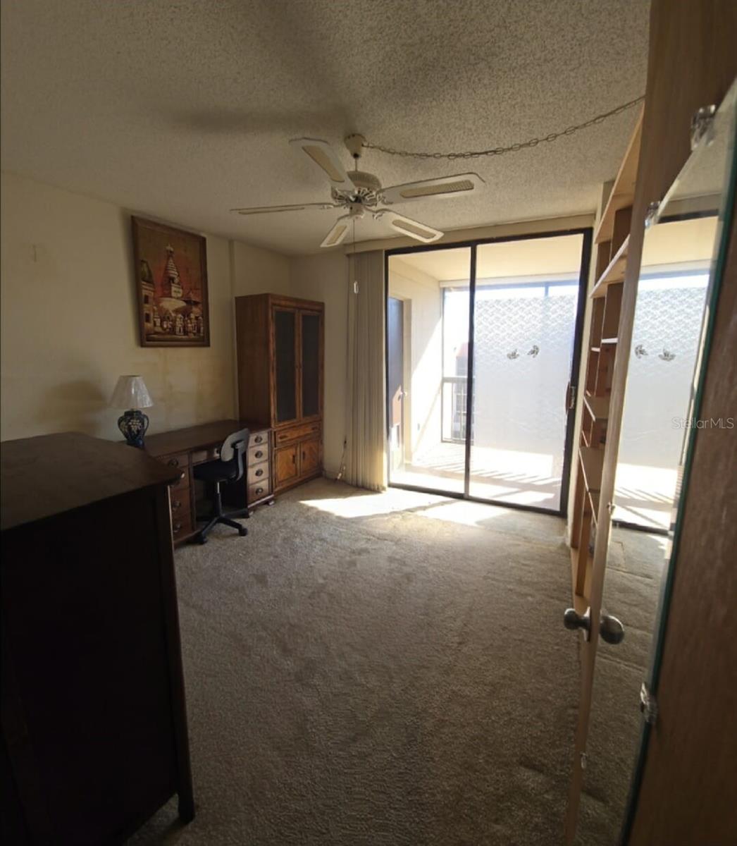 PROMENADES WEST - Residential