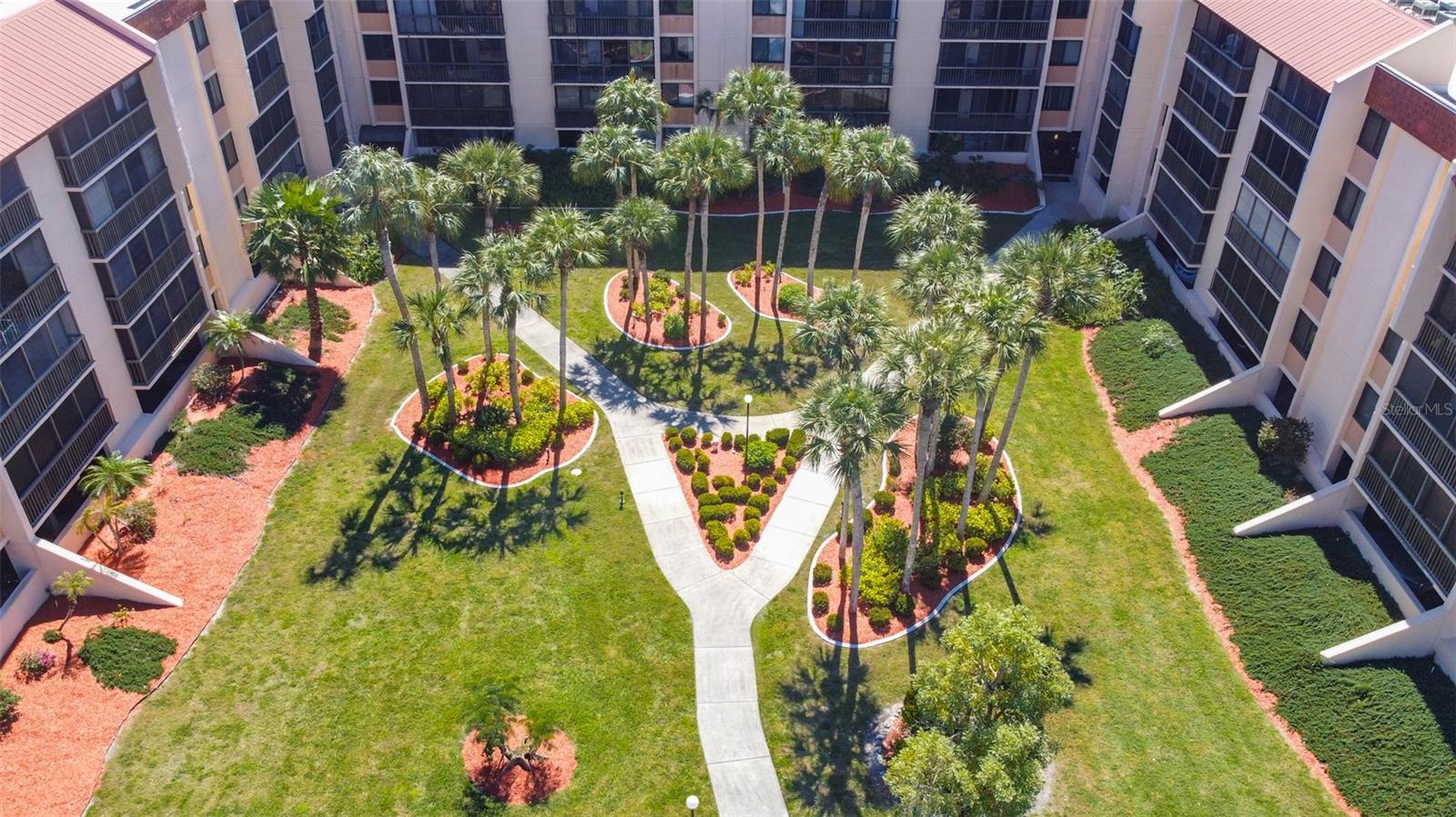 PROMENADES WEST - Residential