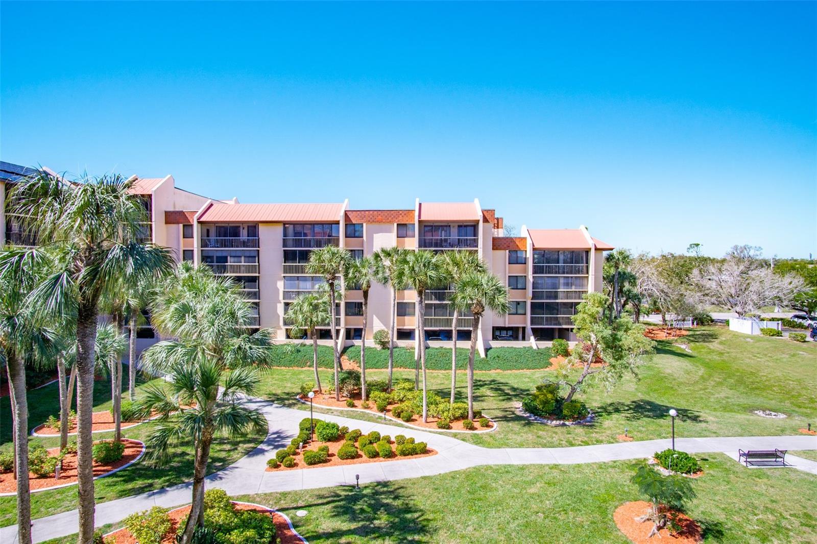 PROMENADES WEST - Residential