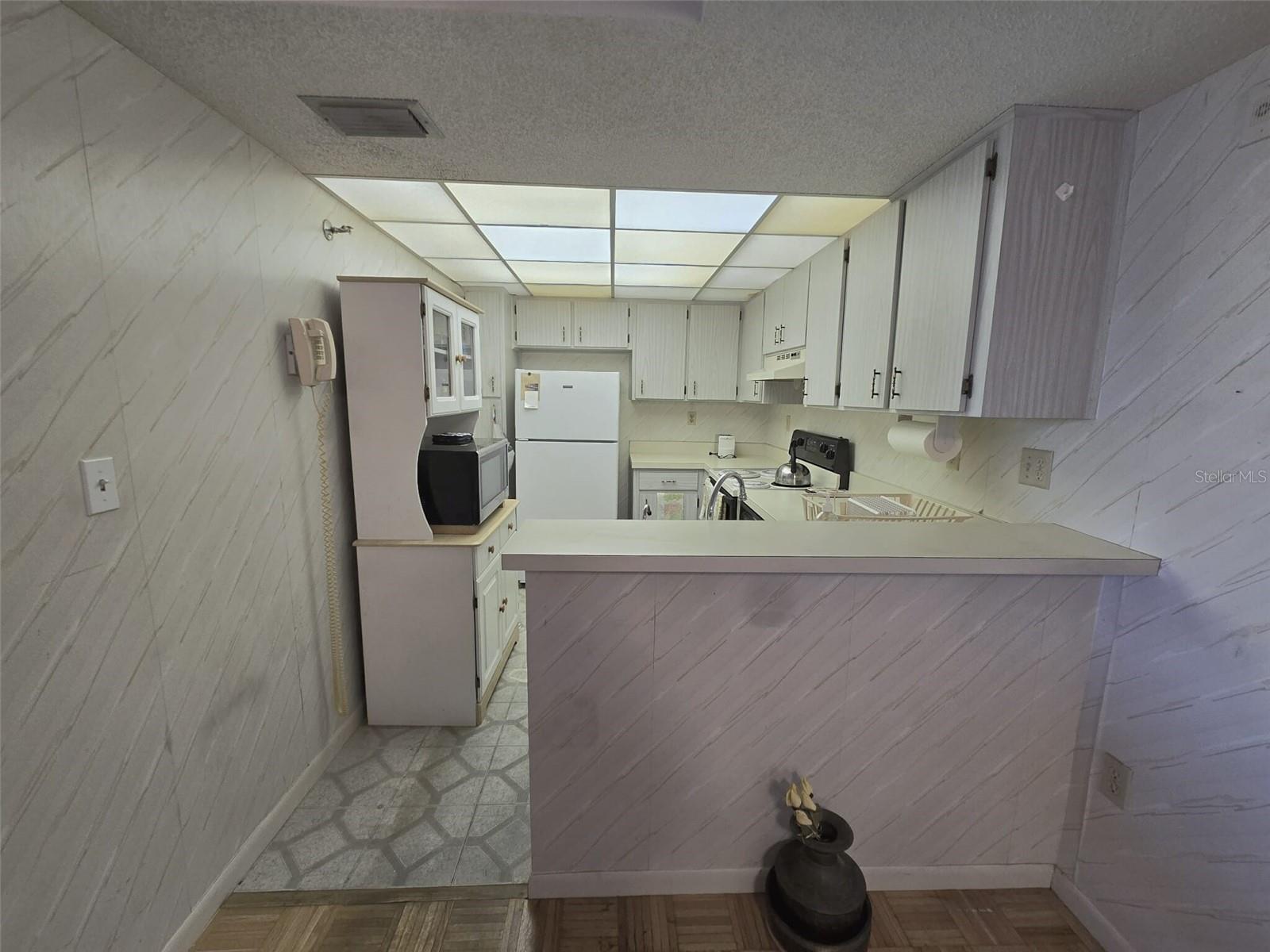 PROMENADES WEST - Residential