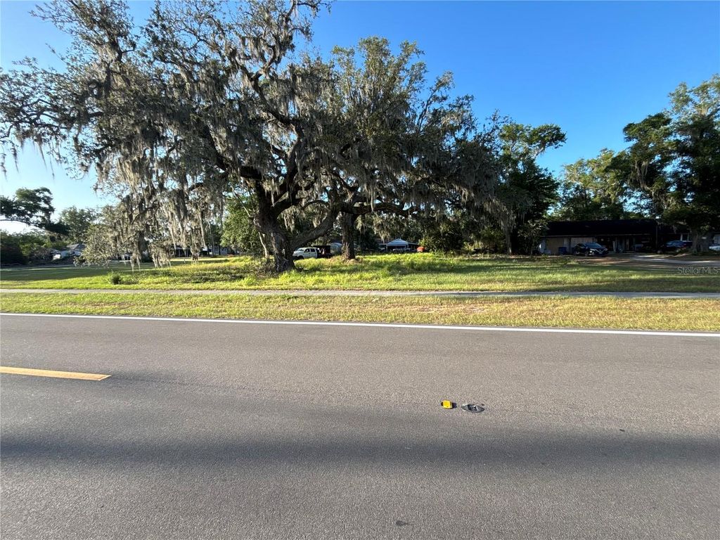 Photo of 722 9th Street NE, Fort Meade, FL 33841 (MLS # L4957640)