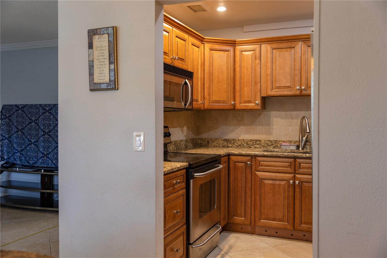 SUMMER LAKES - Residential