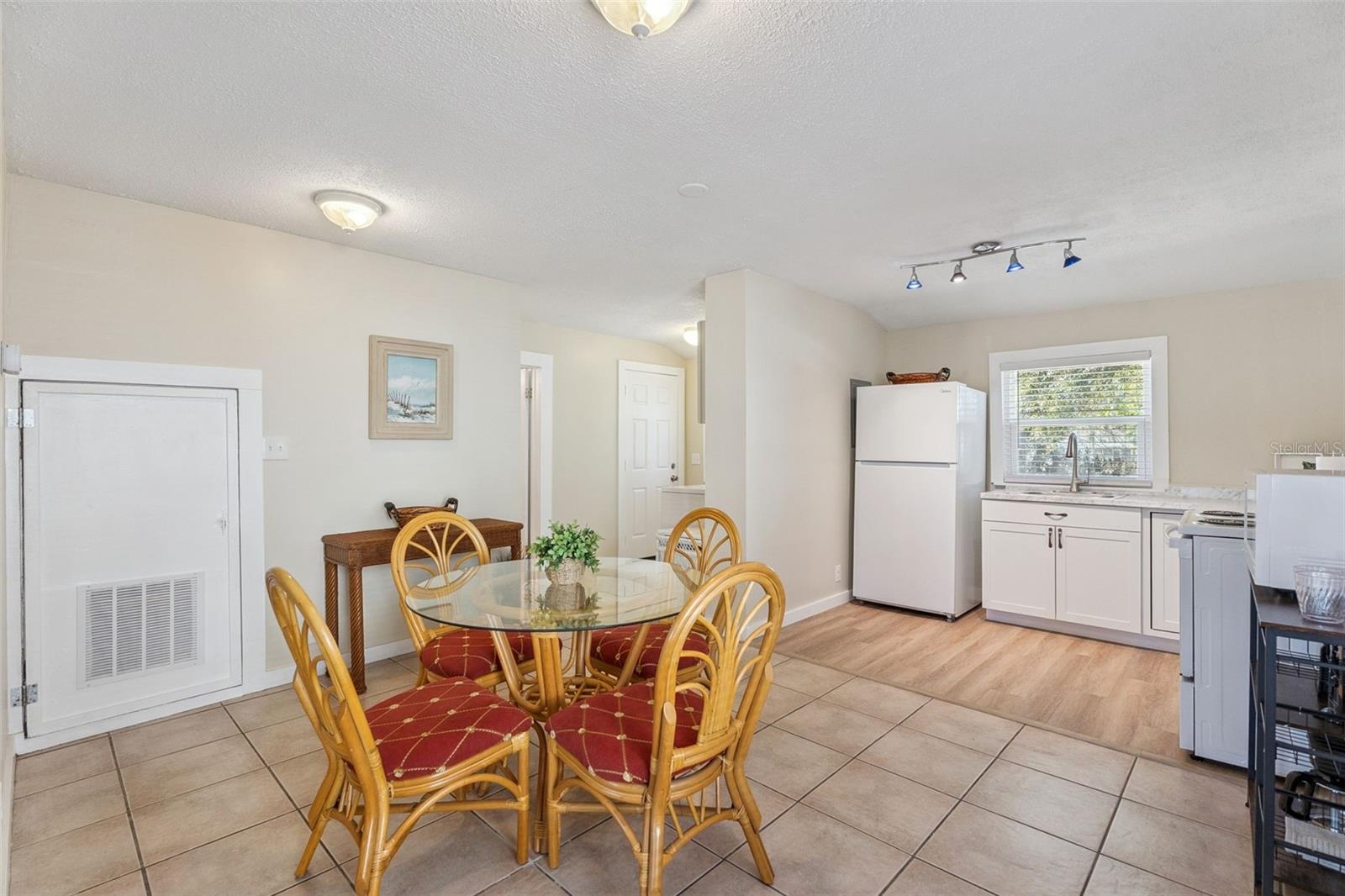 NORWOOD - Residential