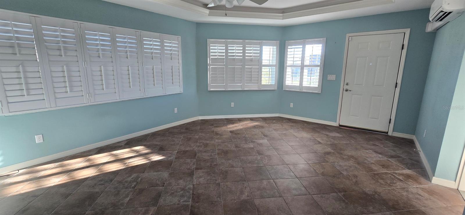 GREEN MEADOWS - Residential Lease