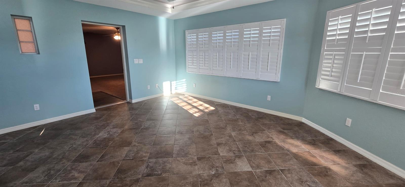 GREEN MEADOWS - Residential Lease