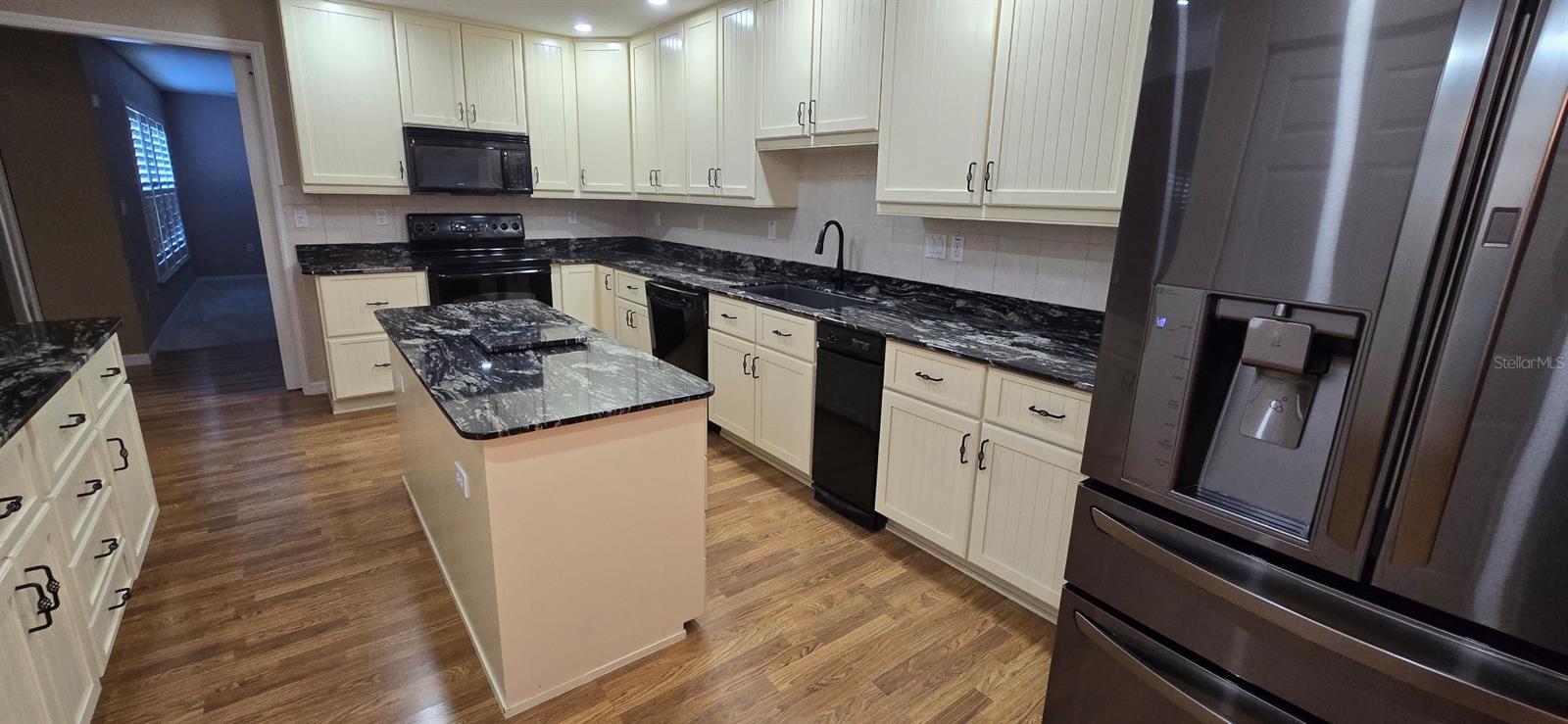 GREEN MEADOWS - Residential Lease