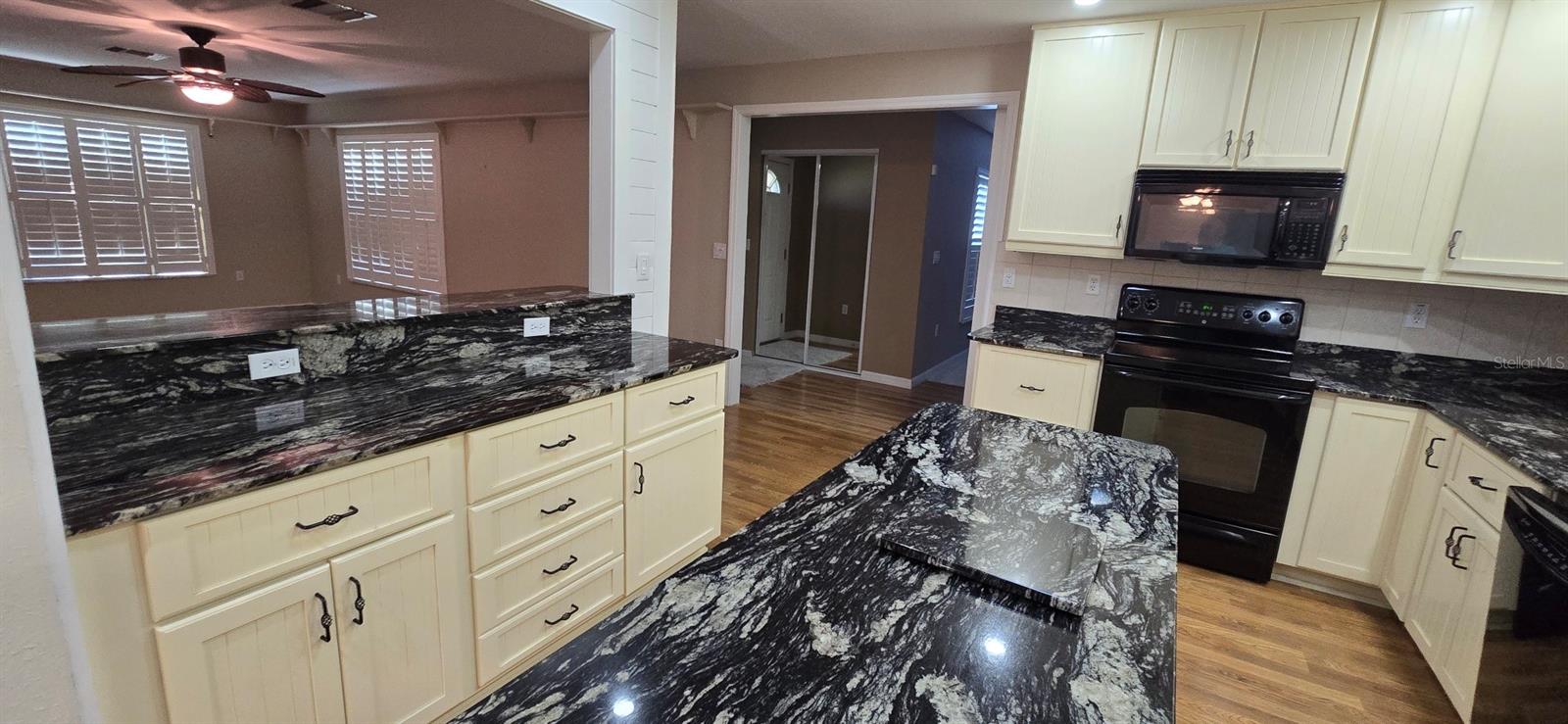 GREEN MEADOWS - Residential Lease