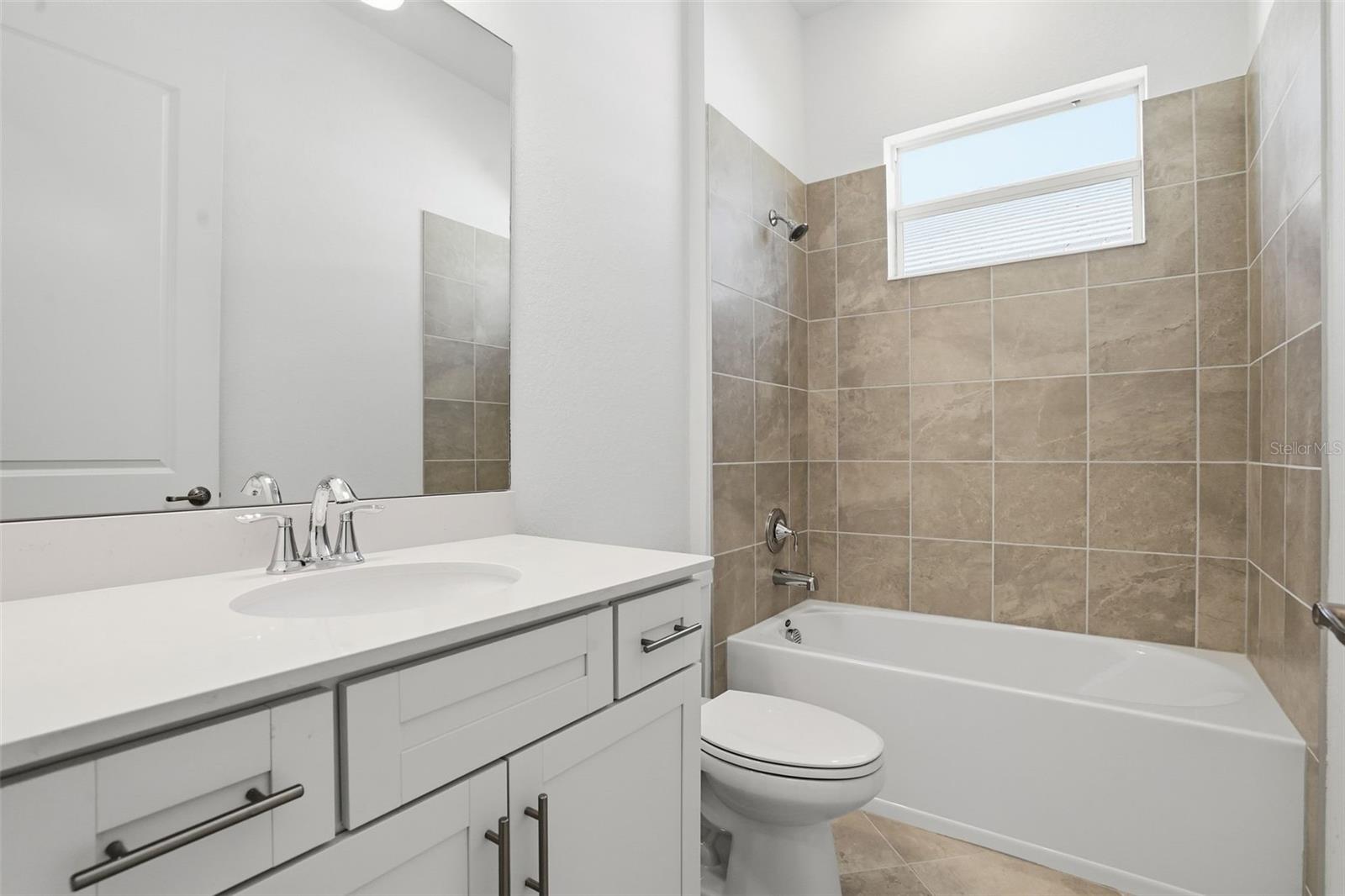 CALUSA COUNTRY CLUB - Residential