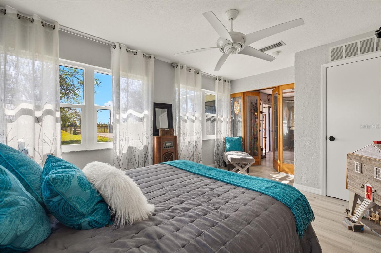 ARCADIA GRVS INC - Residential