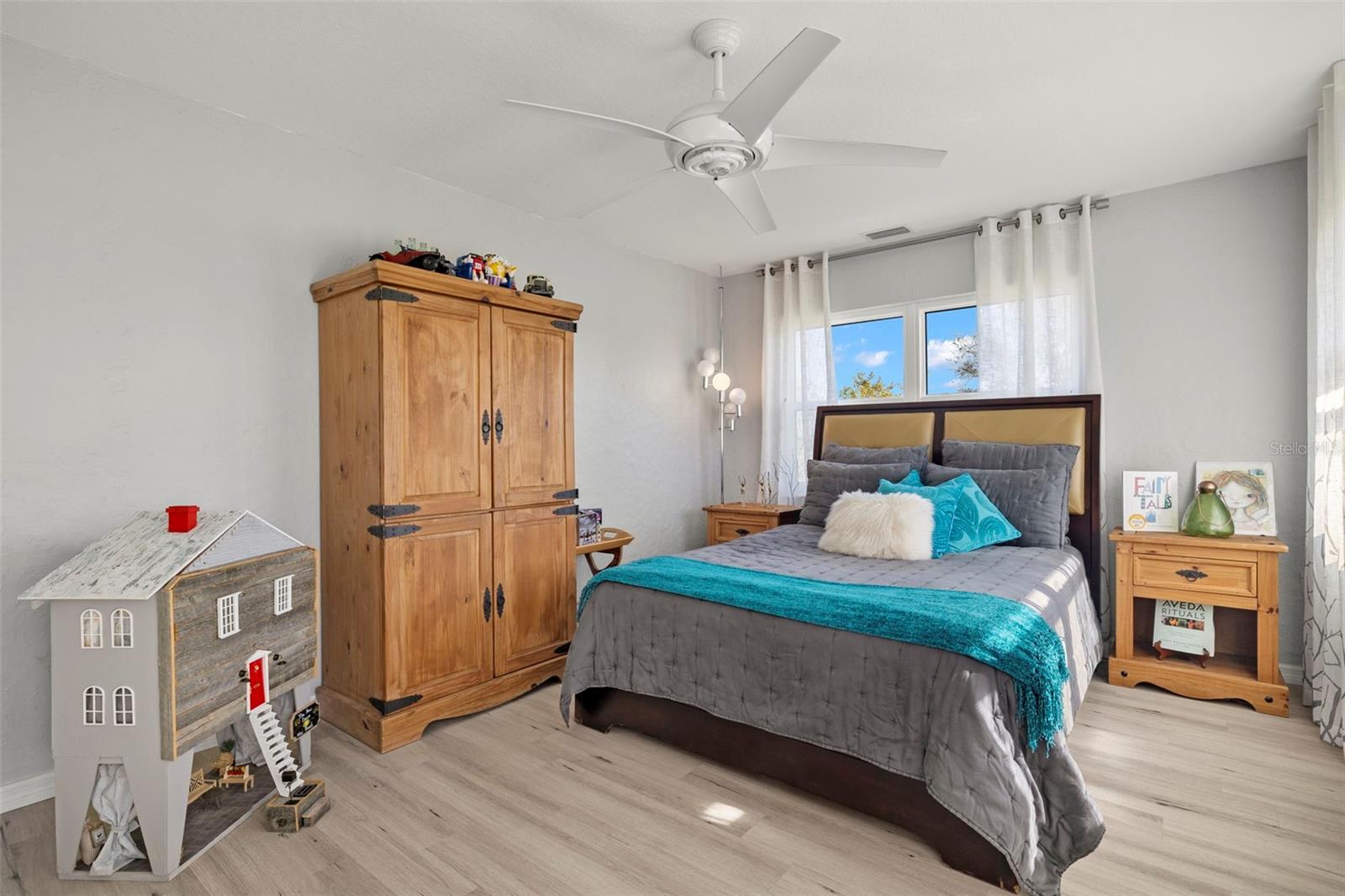 ARCADIA GRVS INC - Residential