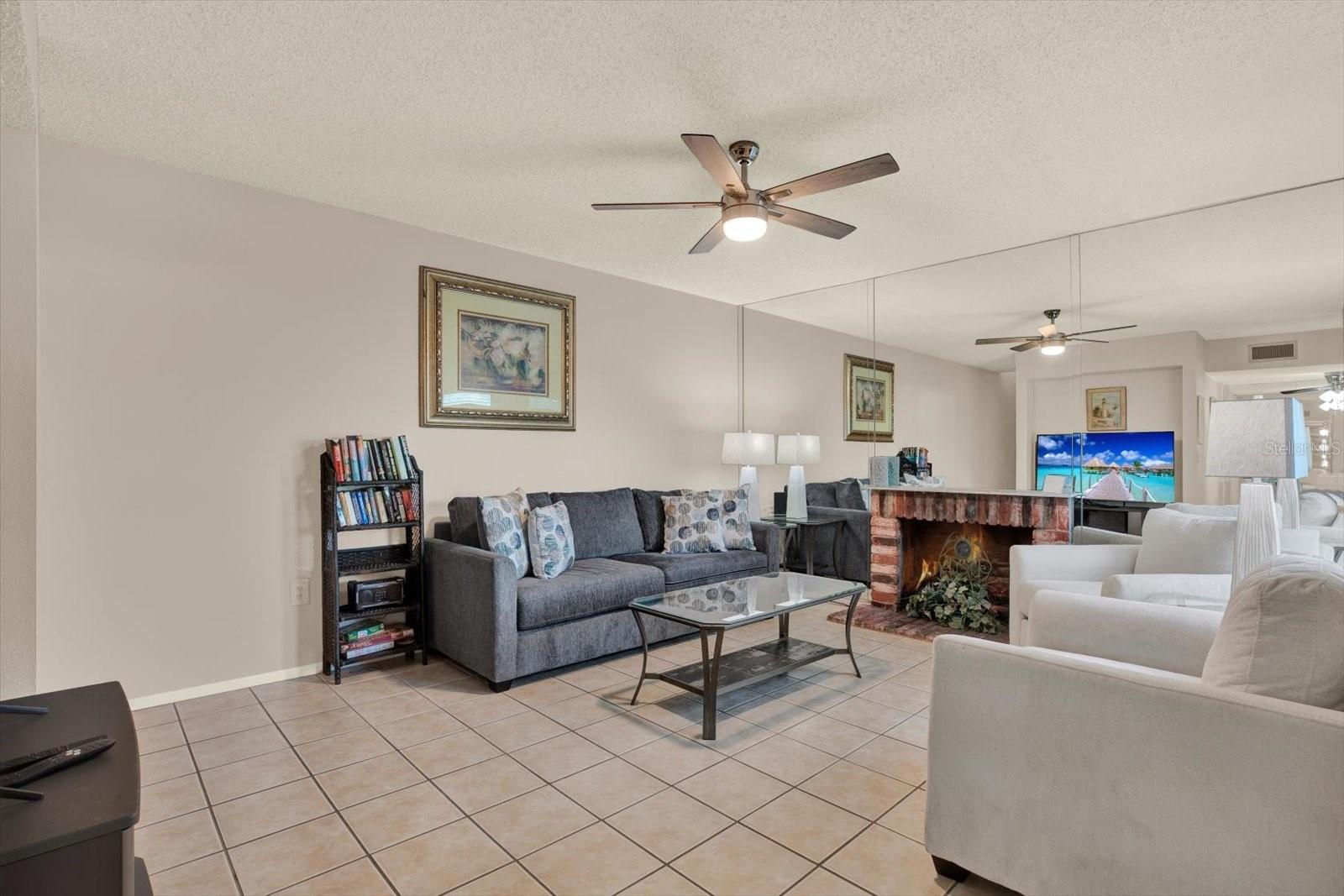 169 MEDALLION BOULEVARD E