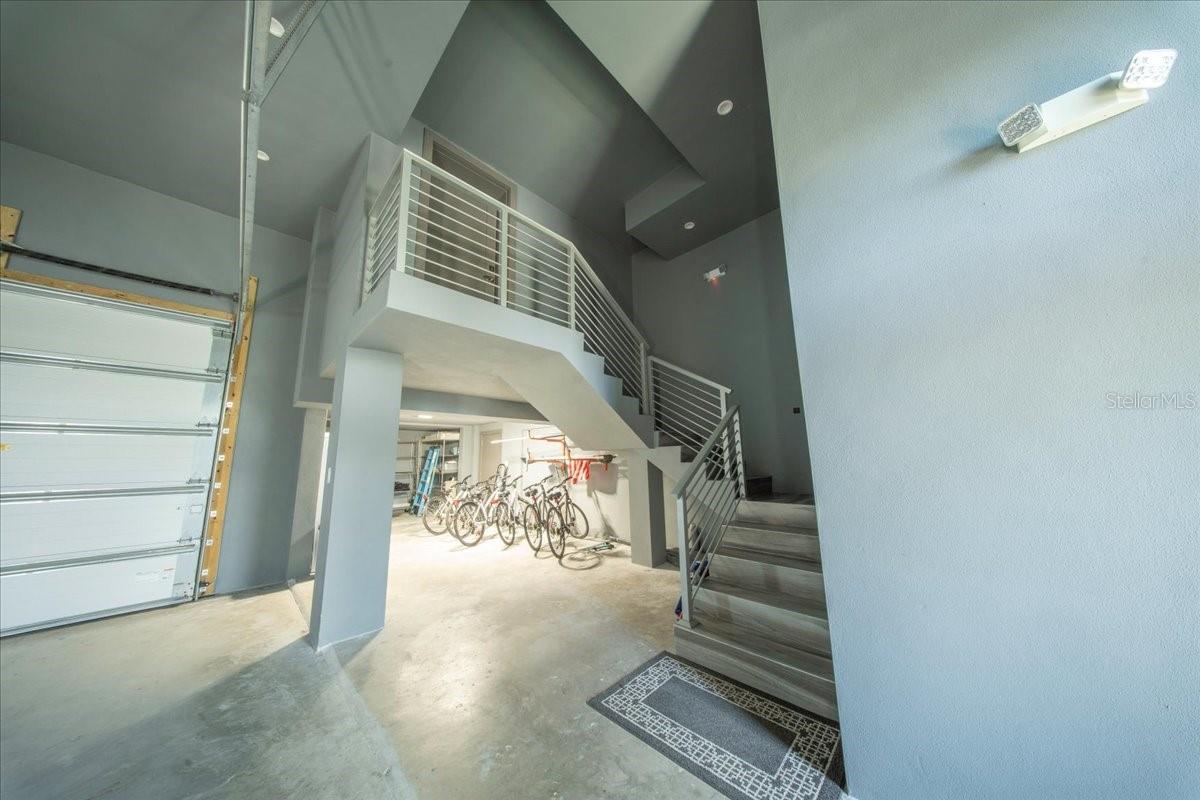 COCO PLUM BEACH - Residential