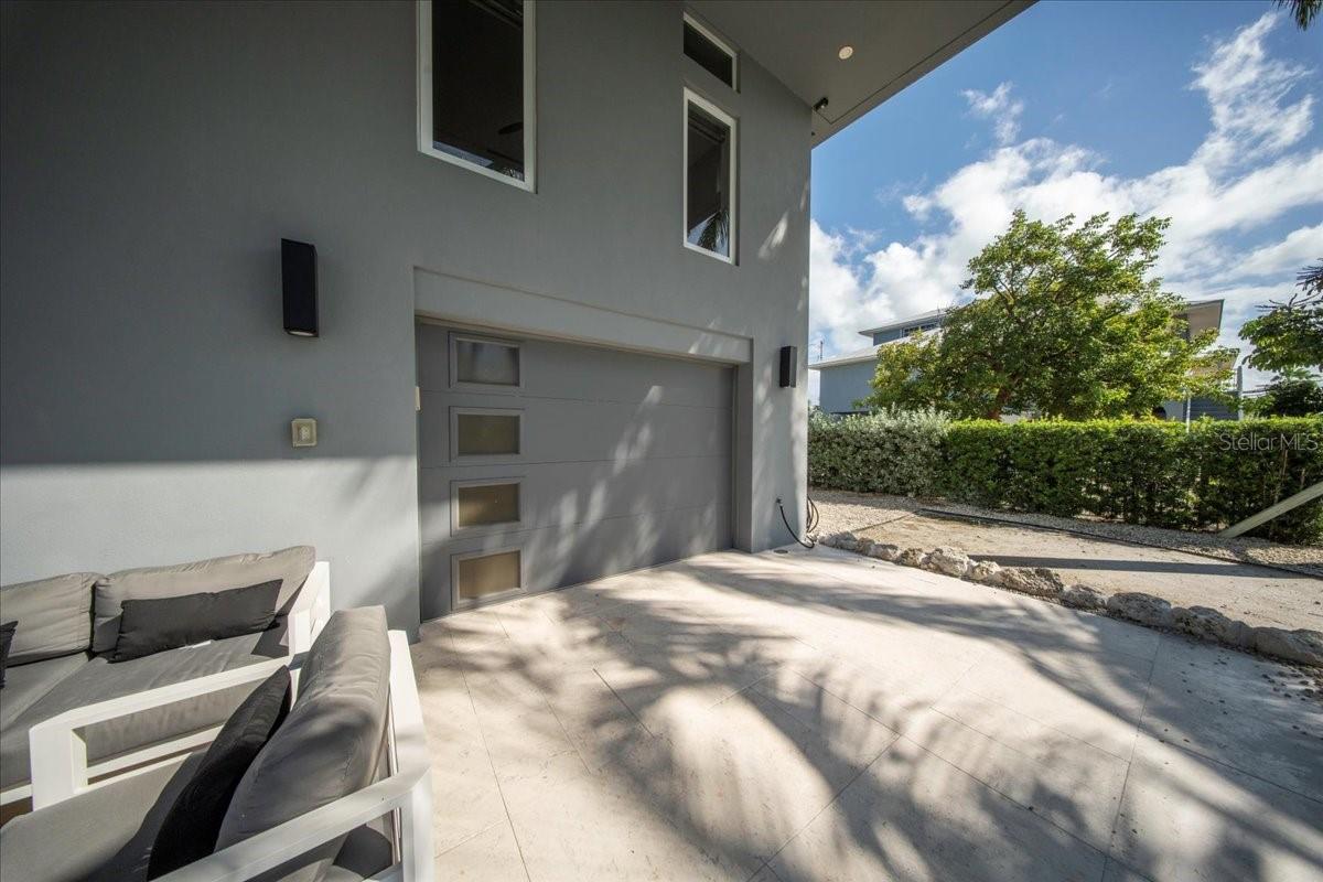 COCO PLUM BEACH - Residential