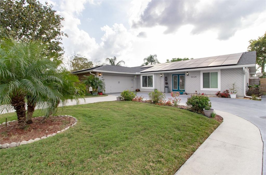 Photo of 5428 Weber Place, Lakeland, FL 33809 (MLS # L4959859)