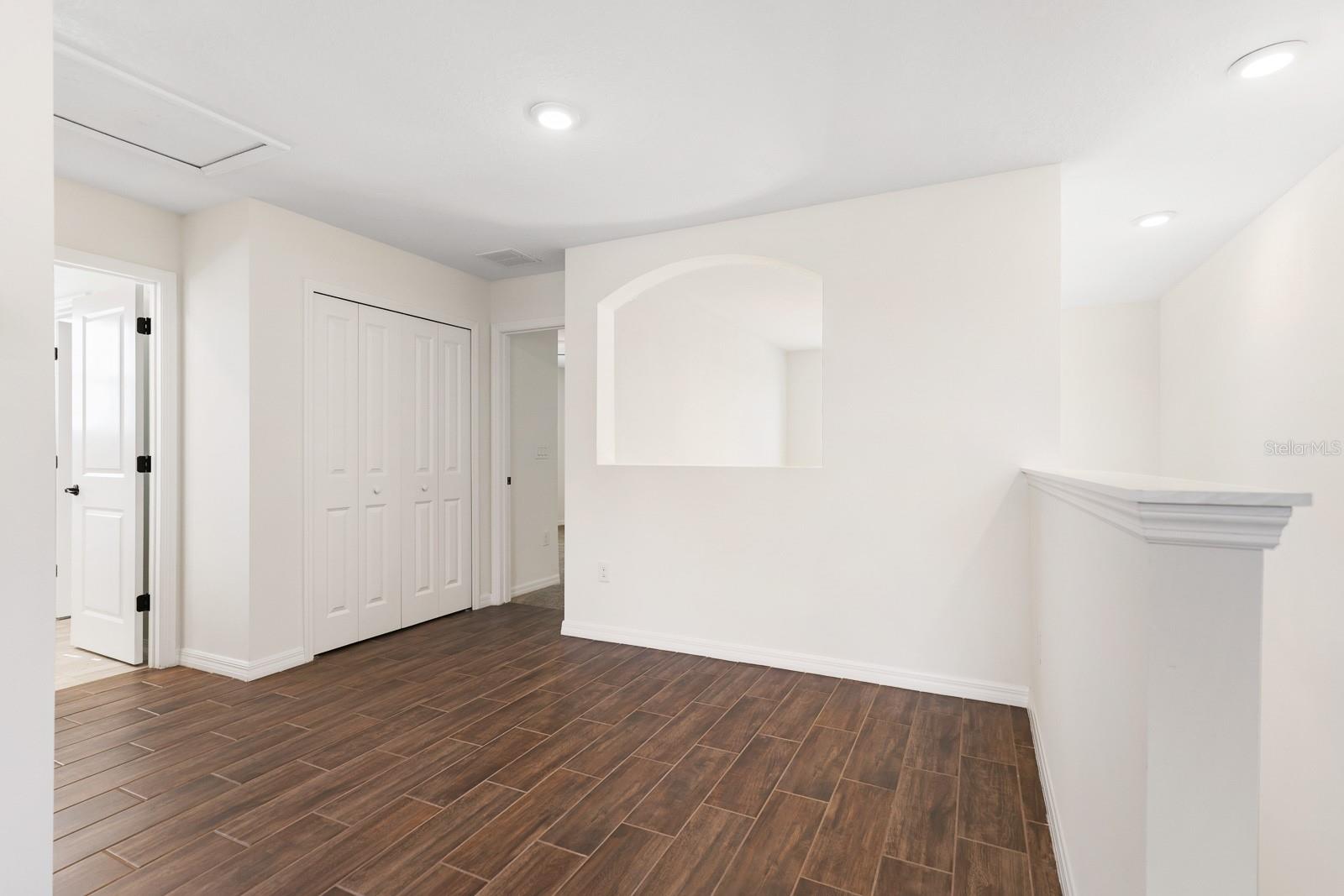 FOREST BROOKE PH 1A (SOUTHSHORE BAY) - Residential Lease