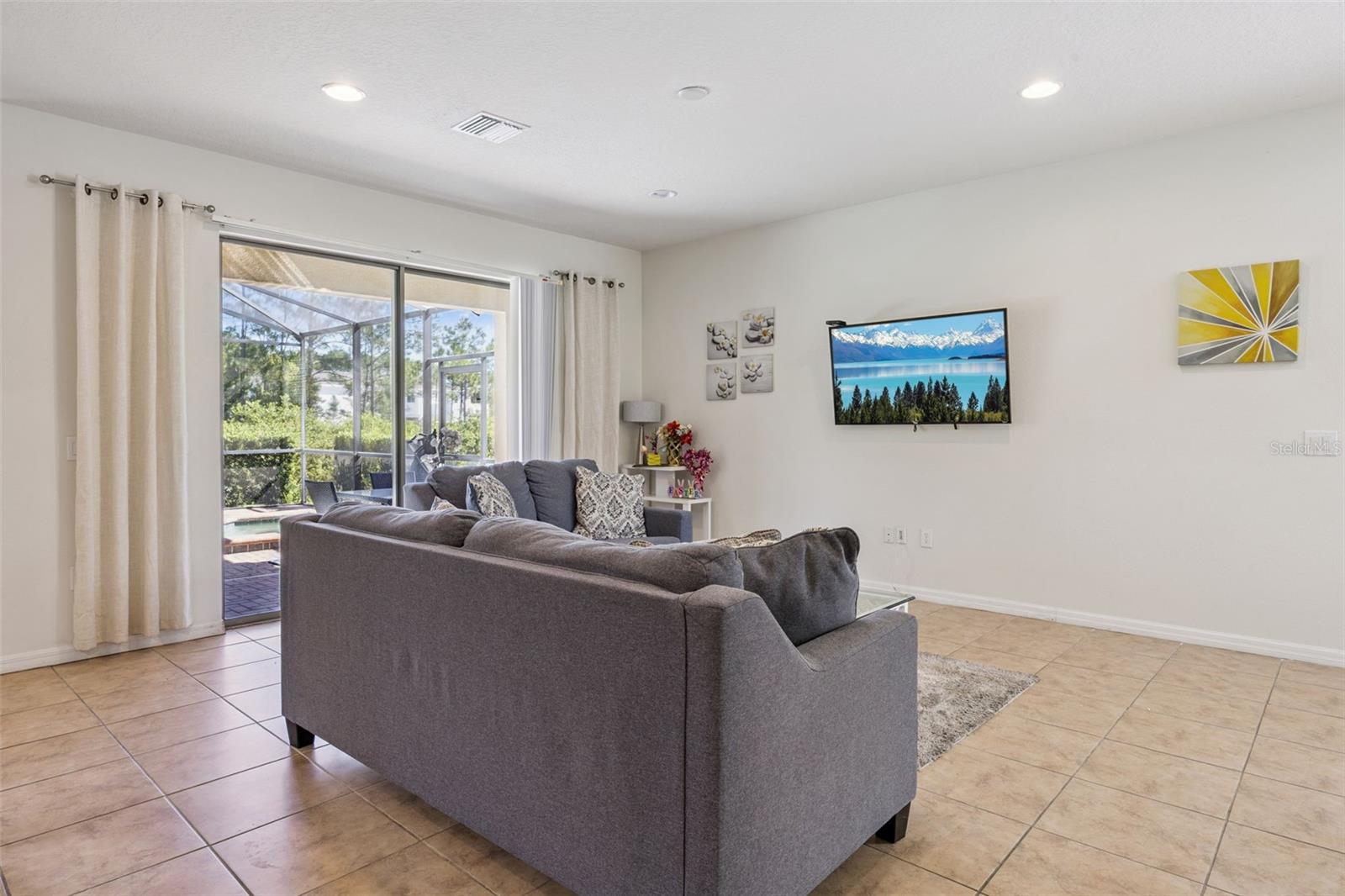 WINDSOR AT WESTSIDE PH 2A - Residential