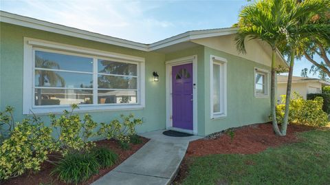 A home in SARASOTA