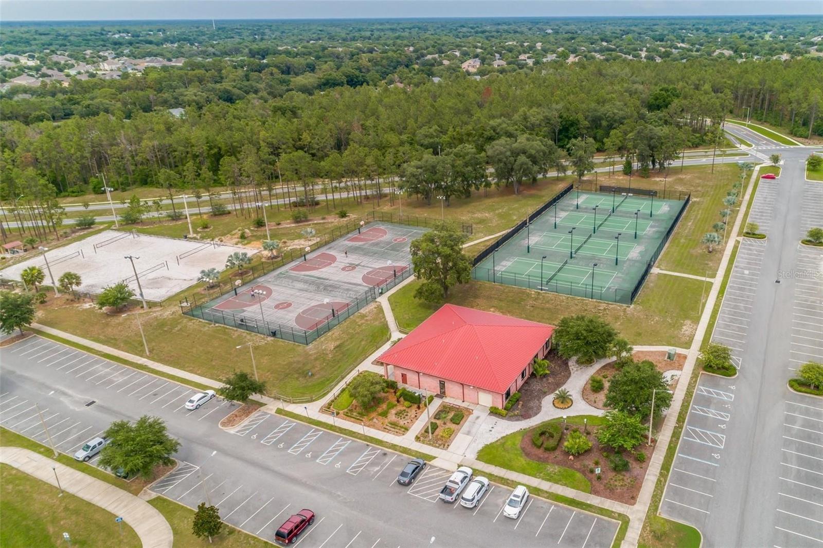 ROCK SPRINGS RIDGE PH VI-A - Residential