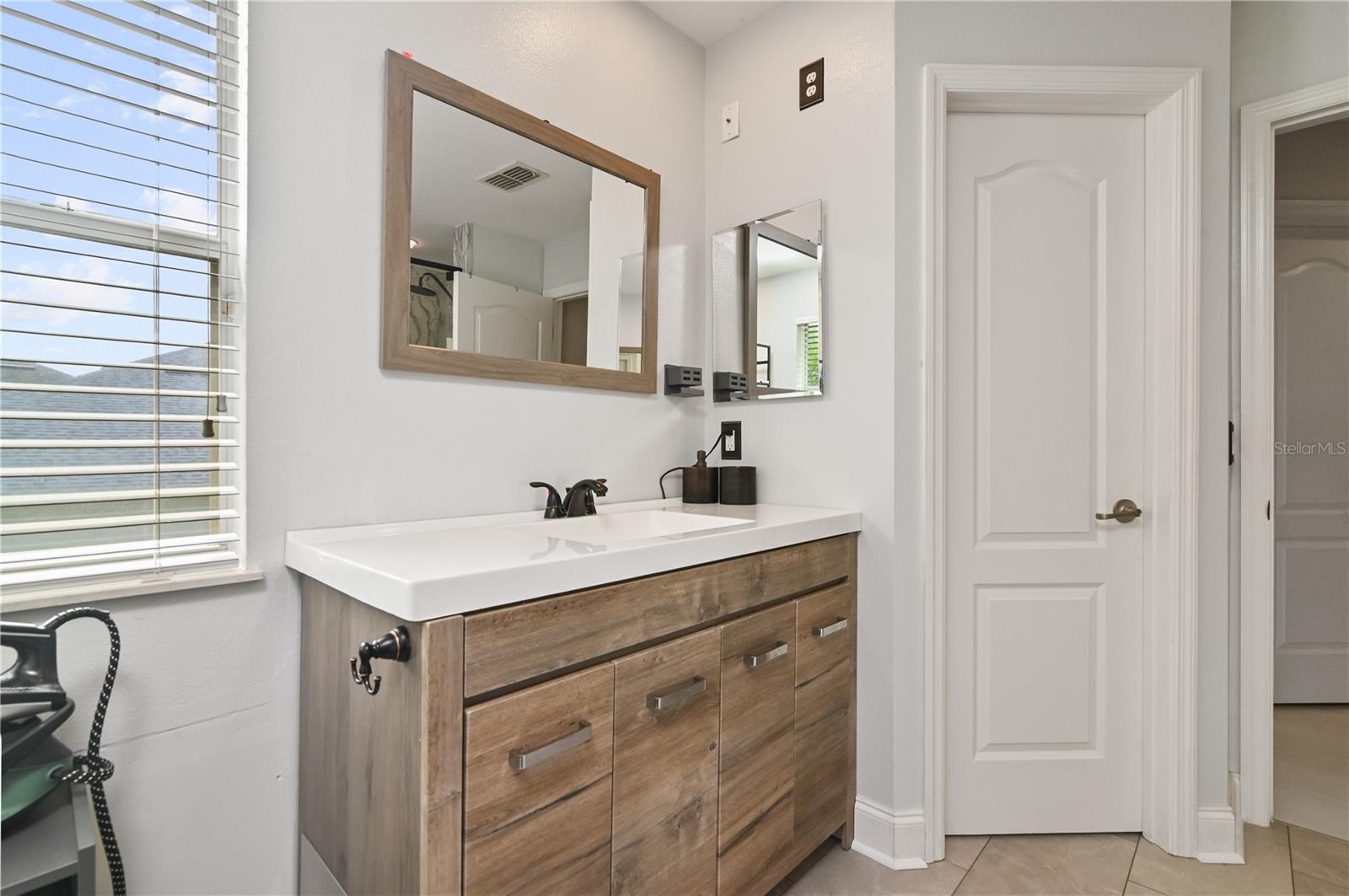 ROCK SPRINGS RIDGE PH VI-A - Residential