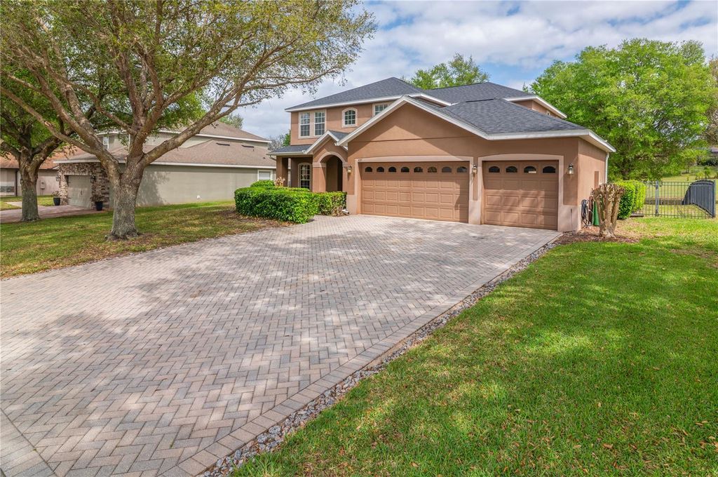 Photo of 1037 Truffles Ct, Apopka, FL 32712 (MLS # O6389818)