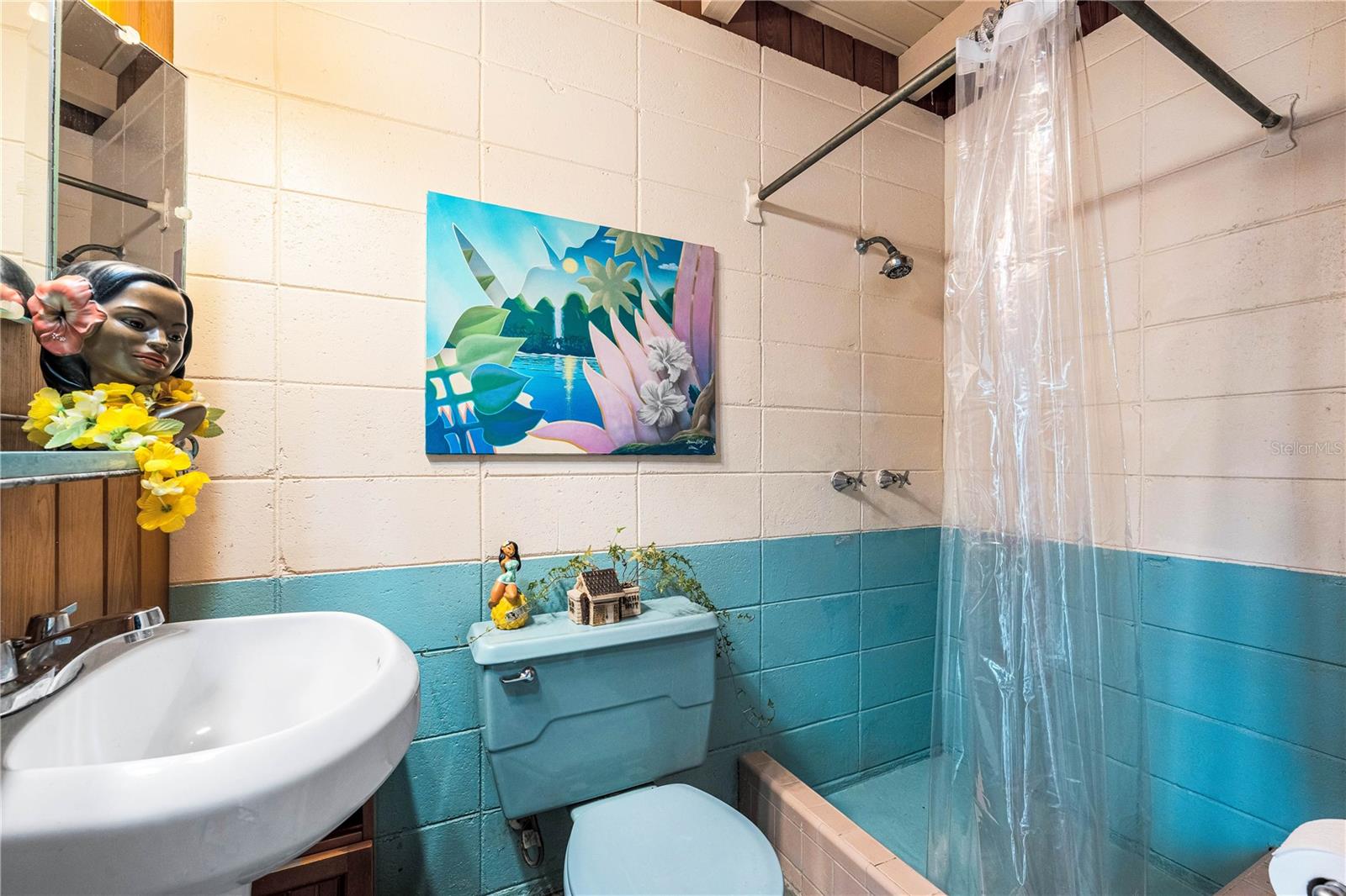 SOUTH GATE - Residential