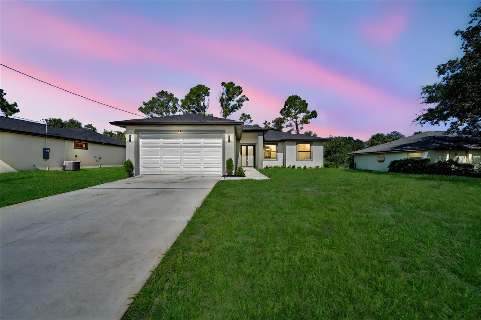 Brand-New 2025 Construction in Port Charlotte!
Beautiful 3-bedroom + den, 2-bath home with a bright open floor plan and modern finishes throughout. Enjoy a stunning kitchen with white shaker cabinets, quartz-style counters, stainless steel appliances, and a spacious island.
The home features sleek oversized tile flooring, elegant lighting, and a luxurious owner’s suite with double vanities and a large walk-in shower.
Additional highlights:
Den/office space
Indoor laundry
2-car garage
