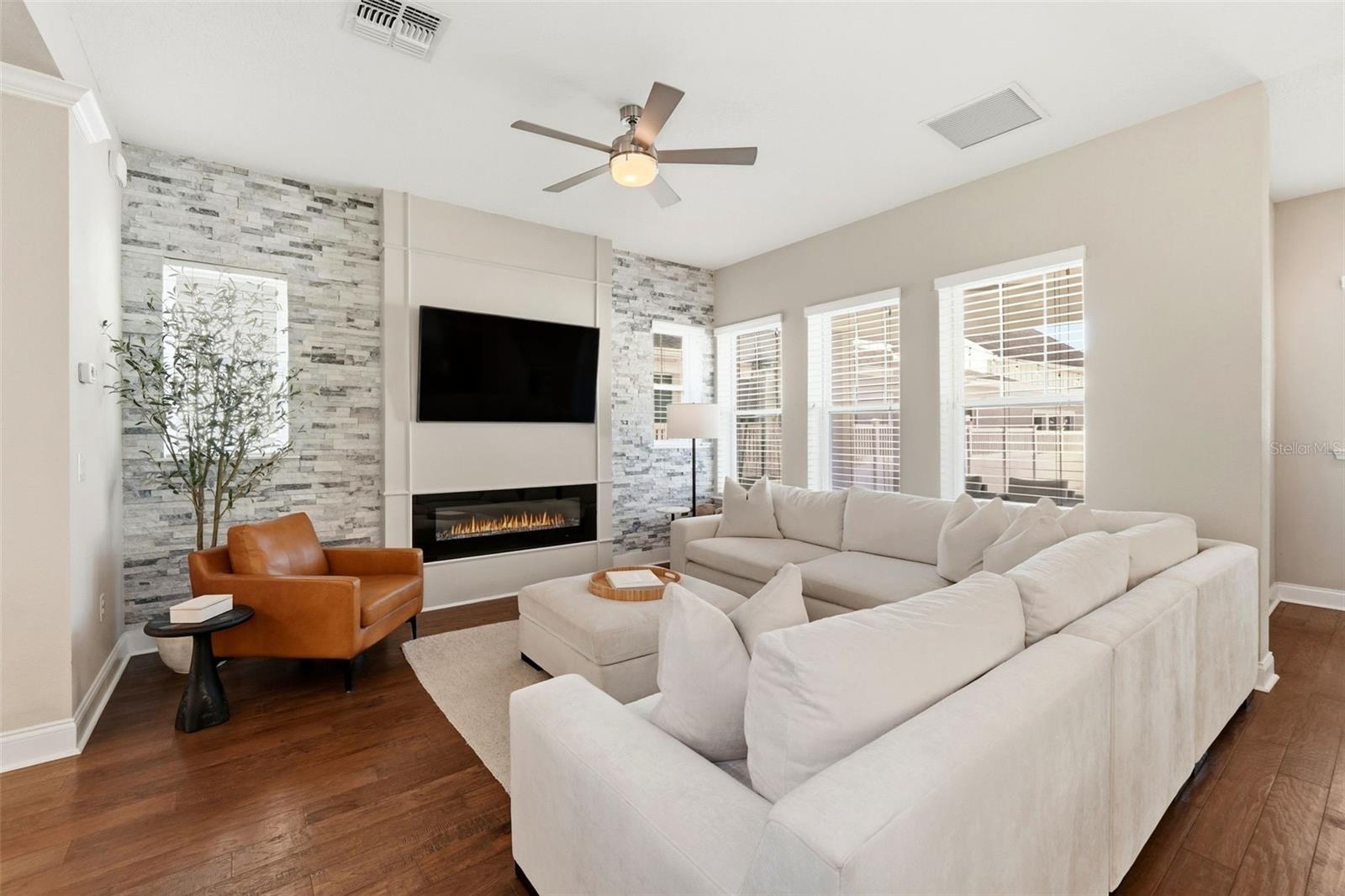 OAKLAND PARKA - Residential