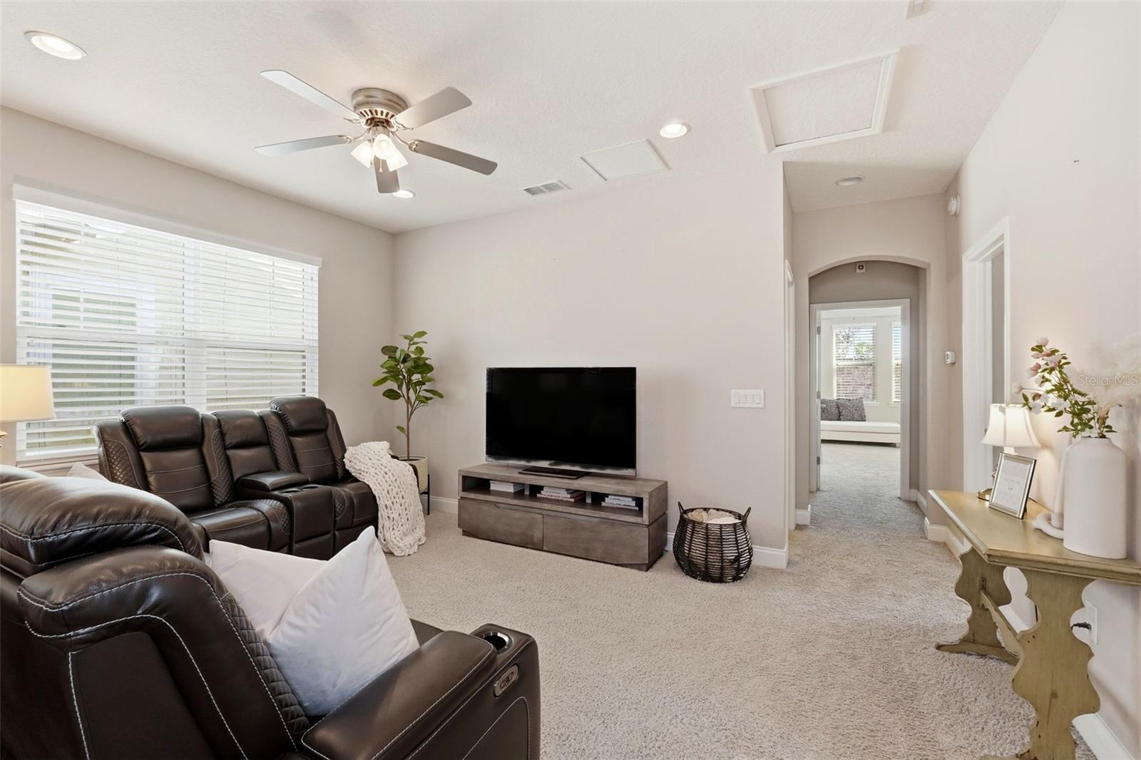 OAKLAND PARKA - Residential