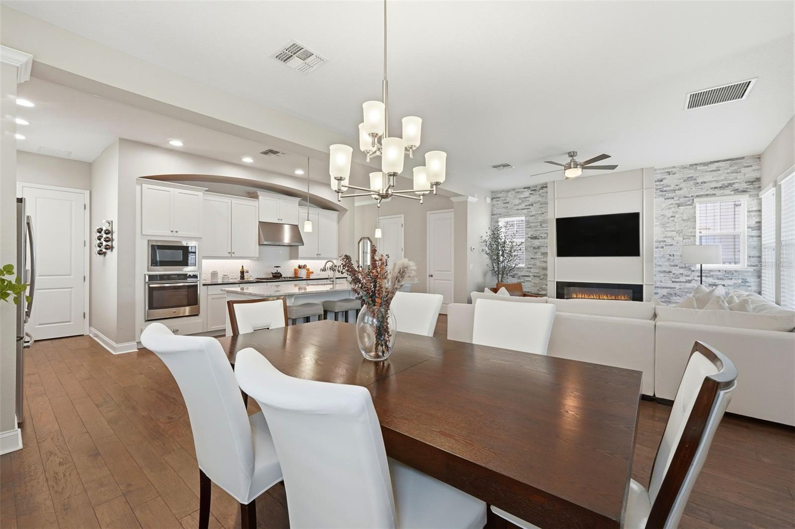 OAKLAND PARKA - Residential