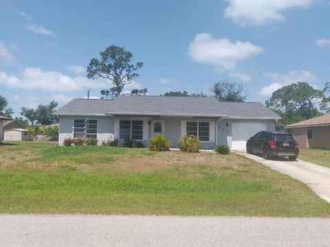 A home in PORT CHARLOTTE