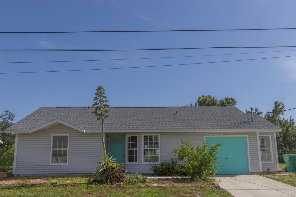Photo of 10453 Greenway Avenue, Englewood, FL 34224 (MLS # D6148594)