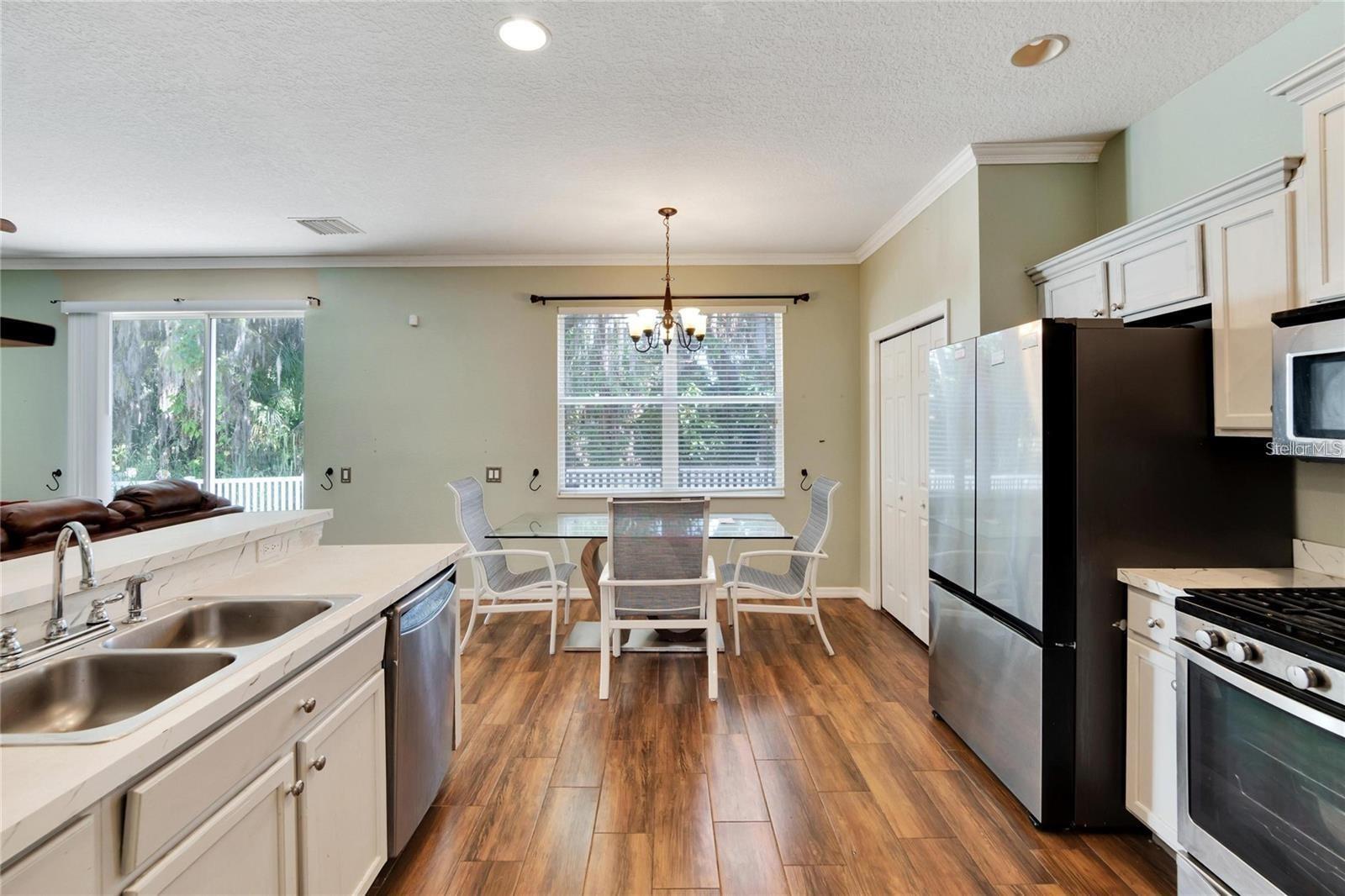 OAKLEY PLACE - Residential