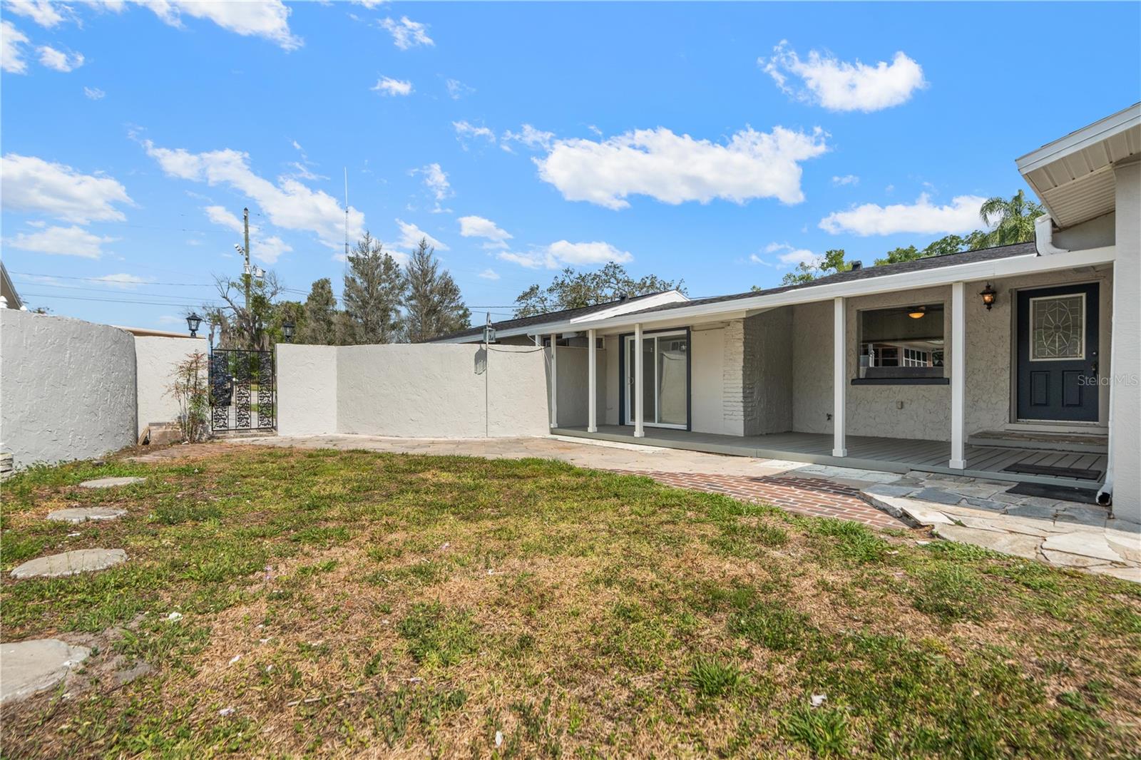 SEMINOLE POINT - Residential
