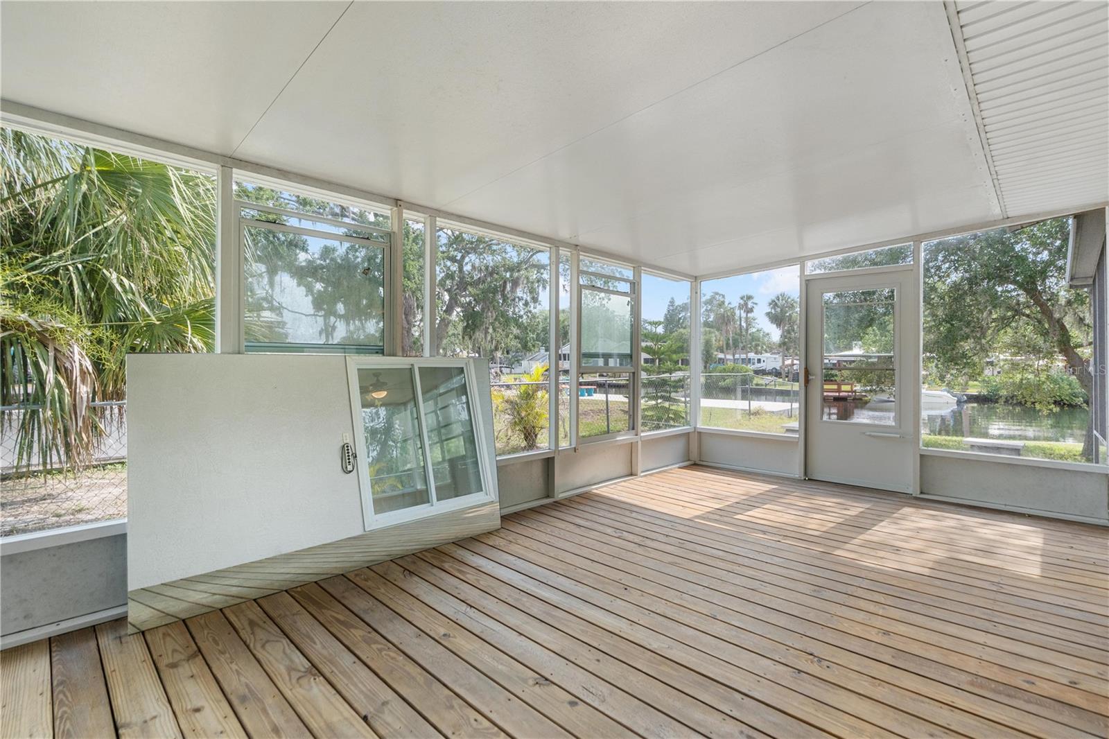 SEMINOLE POINT - Residential