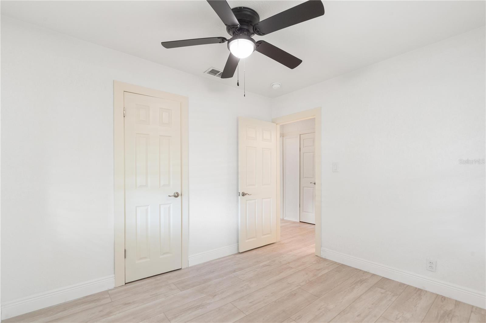SEMINOLE POINT - Residential
