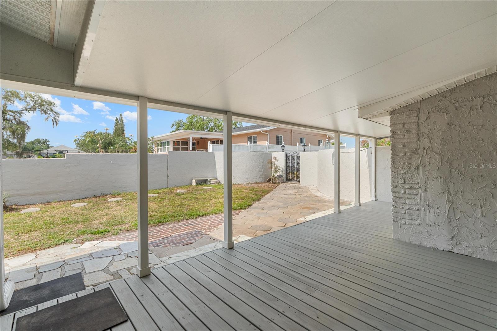 SEMINOLE POINT - Residential