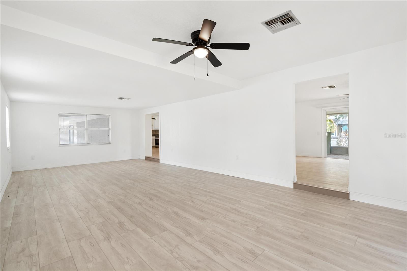 SEMINOLE POINT - Residential