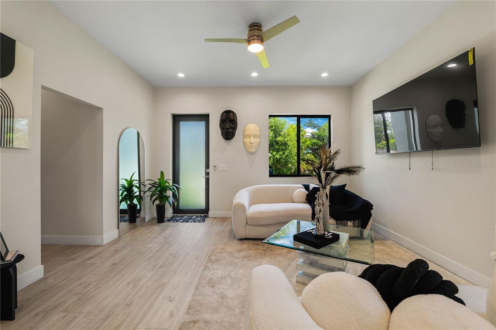 Photo of 404 E Seward Street, Tampa, FL 33604 (MLS # TB8419686)